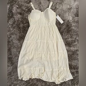 Cream Dress L NWT